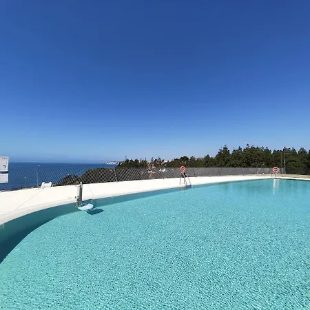 Luxury 4 Bed With Sea Views In Eden *