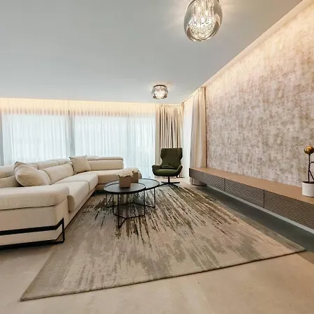 Holiday home Luxury 4 Bed With Sea Views In Eden